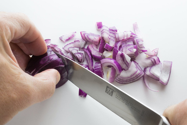 如何挑選新鮮的洋蔥？